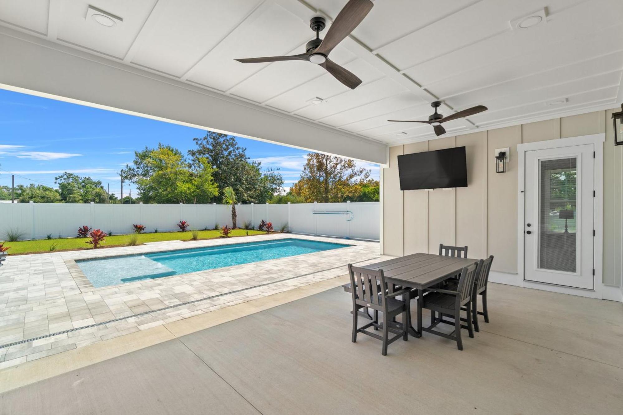 פנמה סיטי ביץ' Brand New Home With In-Ground Pool, Four Houses From Beautiful Laguna Beach מראה חיצוני תמונה